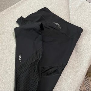 Black Lorna Jane leggings